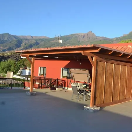 Βίλα Carmen Julia 1 *